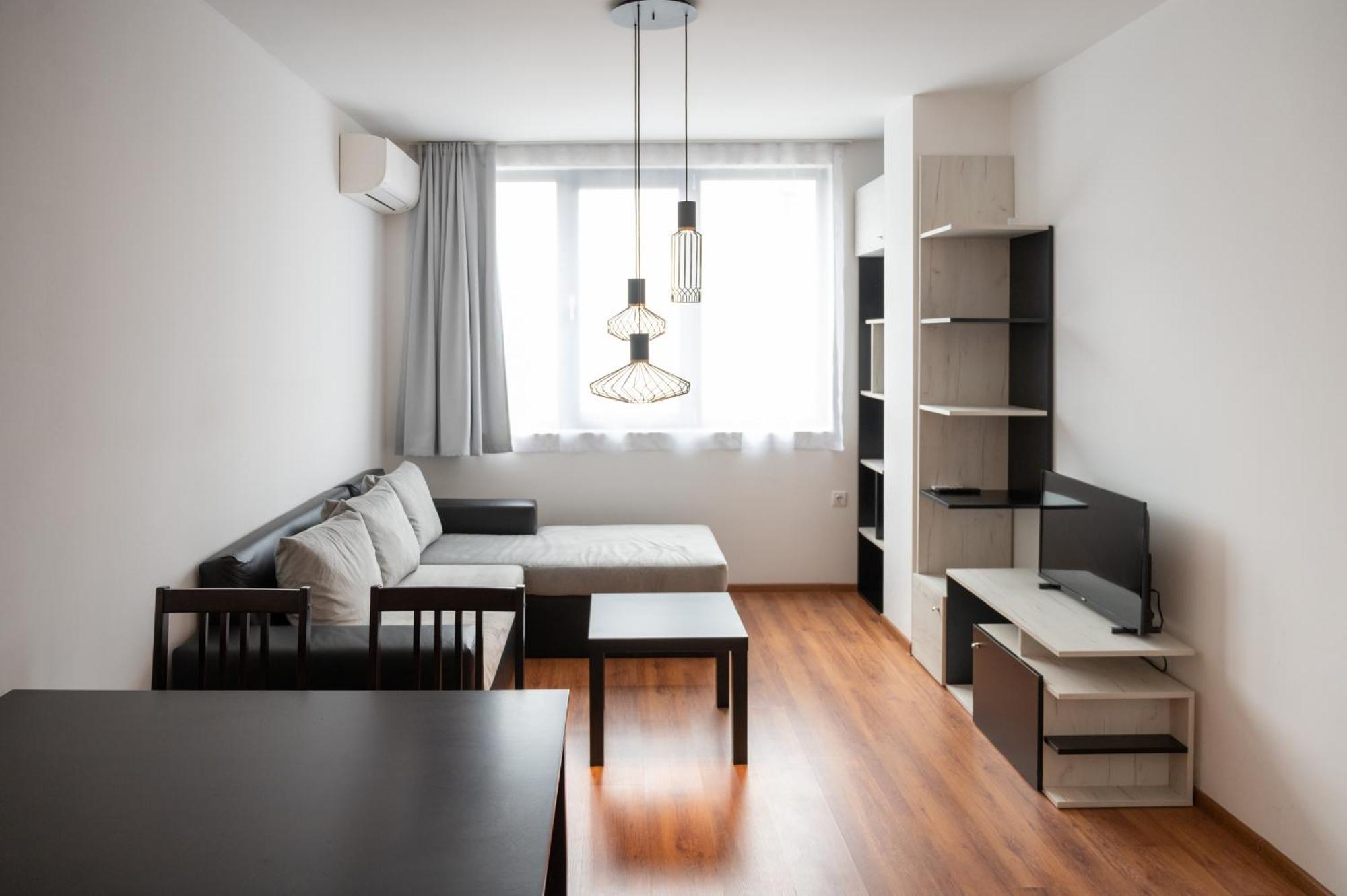 Sunny 1Bdr Apartment Near Center Sofia Exterior foto